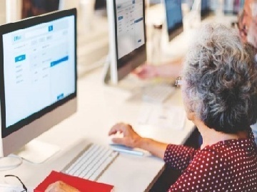 A股高开低走，单边下行：科技股显著回调，两市成交额放大至2.57万亿元